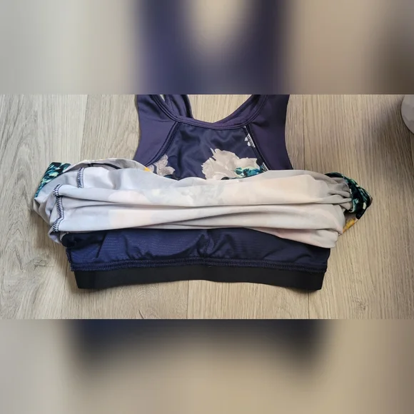 Old Navy Active Go-Dri Floral Racerback with built-in sports bra, Women's Medium - Picture 7 of 13